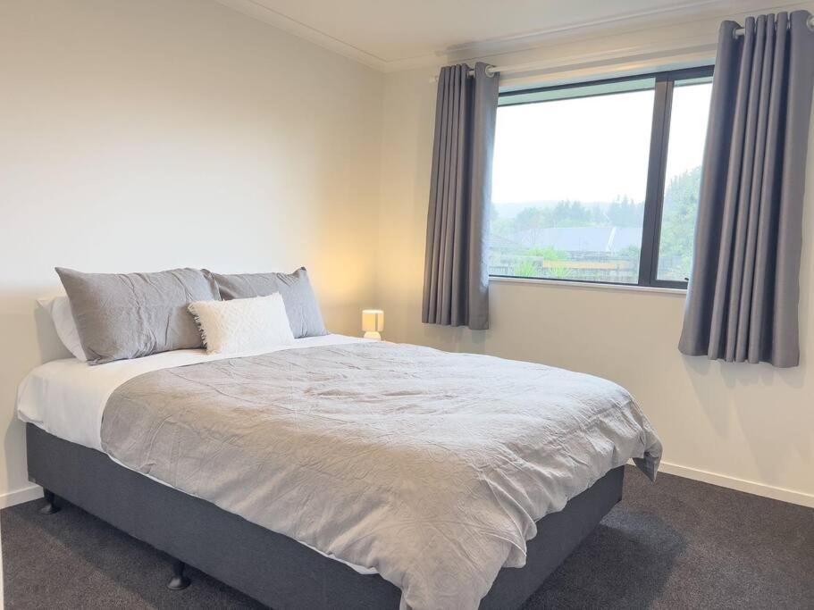 Rotorua Sunshine Brand New 4 Bedroom House Exterior photo